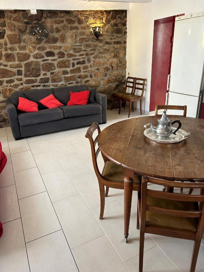 Gite Independant En Duplex Proche Mer Cote De Granit Rose Pleubian Екстериор снимка