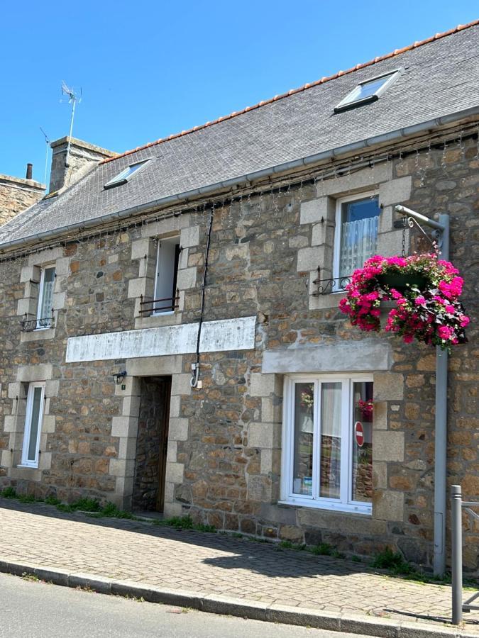 Gite Independant En Duplex Proche Mer Cote De Granit Rose Pleubian Екстериор снимка